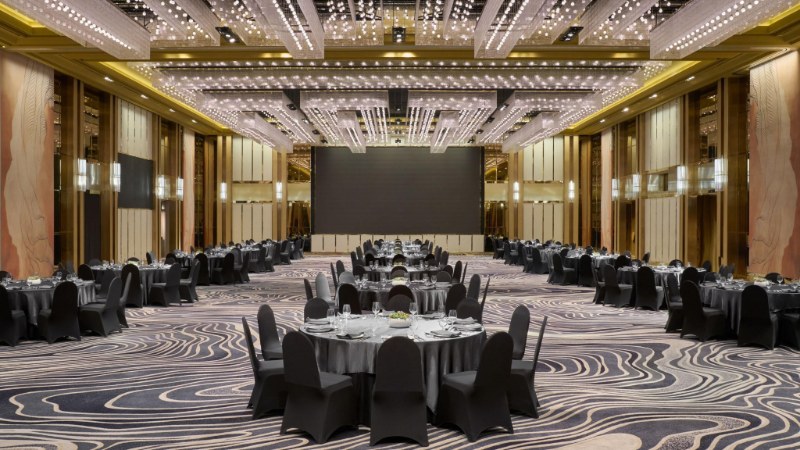 Kh&ocirc;ng gian Grand Ballroom tại JW Marriott Hotel & Suites Saigon d&agrave;nh cho c&aacute;c chương tr&igrave;nh gala dinner cao cấp