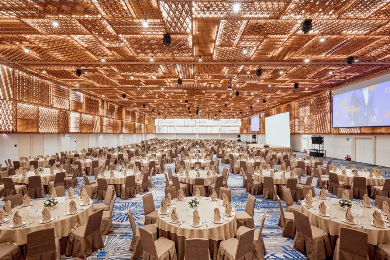 Kh&ocirc;ng gian sự kiện GEM Center với thiết kế đương đại, ph&ugrave; hợp c&aacute;c chương tr&igrave;nh Year End Party